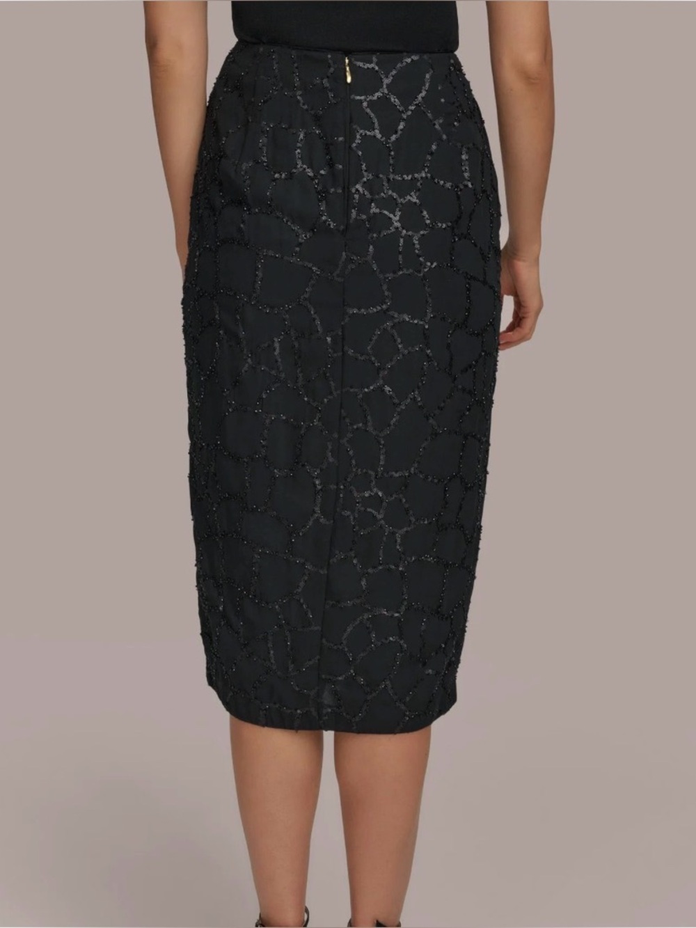 Tabi Floral Embroidered Velvet Jackard Skirt - size 14 made in Canada